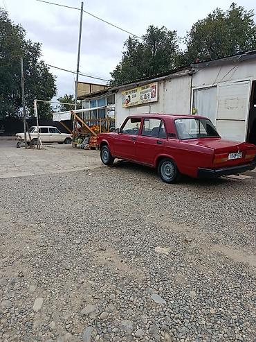 radiator opel astra g: VAZ 2107, qırmızı sedan Xüsusiyyətlər: - Kuzov: 4 qapılı sedan — 4