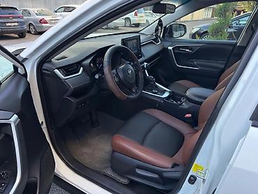 5: Toyota RAV4: 2019 г., 2.5 л, Автомат, Гибрид, Кроссовер — 8
