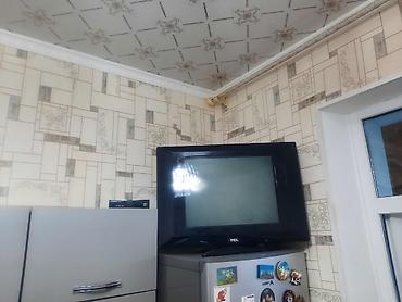 ТВ жана Видео: Телевизор TCL, диагональ примерно 26–32". Плоский экран, корпус — 2