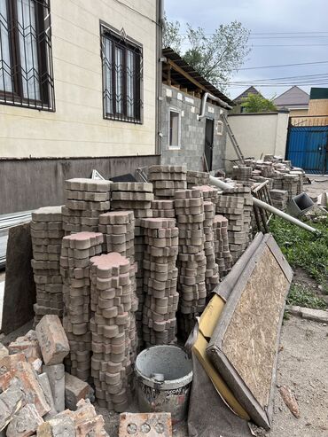 Брусчатка, тротуарная плитка: Брусчатка