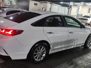 Hyundai: Hyundai Sonata: 2017 г., 2 л, Типтроник, Газ, Седан