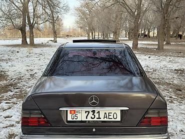 Mercedes-Benz: Mercedes-Benz E-Class: 1994 г., 2.2 л, Механика, Бензин, Седан — 8