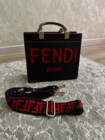 золотые цепочки женские фото цены бишкек: Классикалык сумка, Fendi, Аялдарга