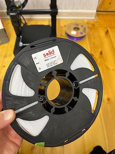 pla filament: Çox çox az istifade olunub.Baxanda bilinir onsuz.Qullugu vaxti — 5
