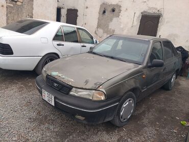 Daewoo: Daewoo Nexia: 2004 г., 1.5 л, Механика, Бензин, Седан