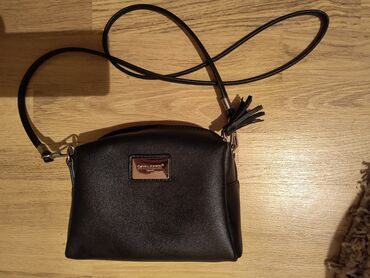 torbice zlatne boje: Shoulder bag, David Jones, Material: Faux leather