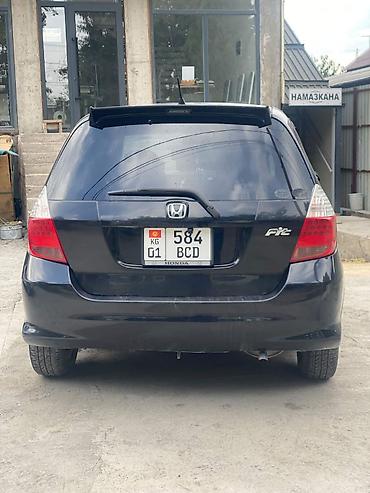 фит российский номер: Honda Fit: 2002 г., 1.3 л, Автомат, Хэтчбэк — 2