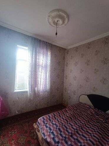 keşlə həyət evləri: Поселок Бинагади 2 комнаты, 50 м², Свежий ремонт