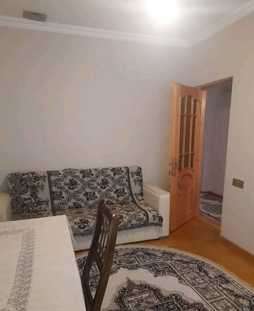 Uzunmüddətli kirayə mənzillər: Bakixanovda icranin araxsinda 2 otaqli kiraye ev verilir 5 mert/1i — 2