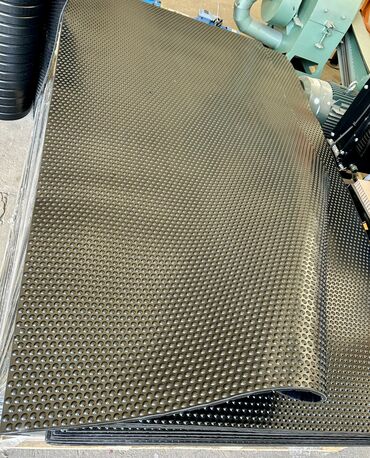 Товары и оборудование для с/х животных: МАТЫ для Крупно Рогатого Скота ( КРС ) (Резиновые коврики для — 16