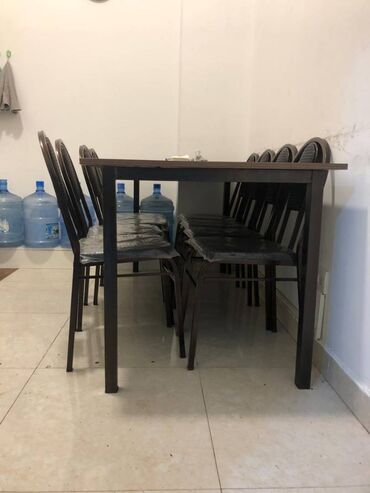 metbext divan: Xirdalan seherinde yerlesir Stol ve oturacaqlar dest satilir.yeni