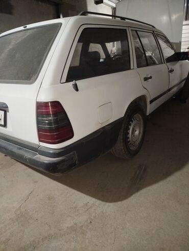 Mercedes-Benz: Mercedes-Benz W124: 1987 г., Механика, Универсал — 8