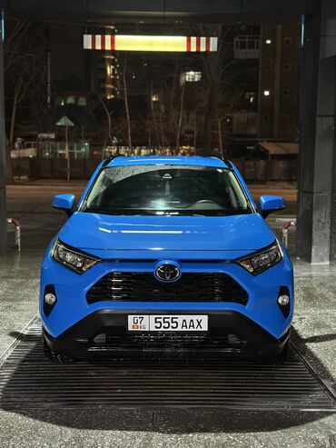 Toyota: Toyota RAV4: 2021 г., 2.5 л, Автомат, Бензин, Кроссовер