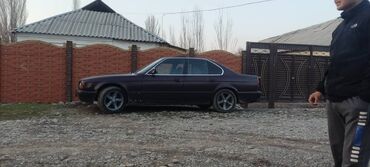 BMW: BMW 520: 1989 г., 2 л, Механика, Бензин, Седан