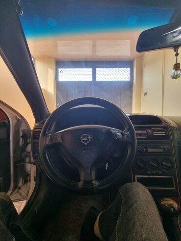 Opel: Opel Astra: 2 l | 1999 il 250 km Universal — 4