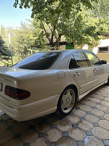 124 mers: Mercedes-Benz E-Class: 1999 г., 5.5 л, Автомат, Бензин, Седан — 6