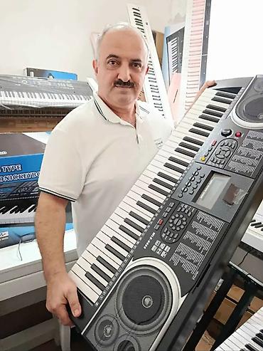 мини пианино: Sintezator. Təzə. Qutuda 5 oktava 61 klaviş Pianino səslidir. Əlavə — 2