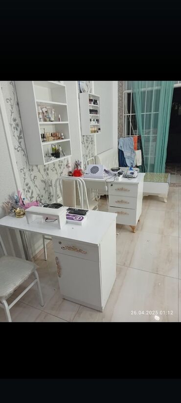 permament aparati: Salam Hezi Aslanov metrosu yaxınlığında gözəllik salonu icareye