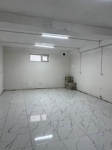 Продажа коттеджей и домов: Продаётся дом 900м² 15м на 20м ! Район: Пишпек (50 метров от Льва — 12