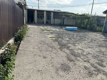 эмарк жибек жолу: Полдома, 6 м², 5 комнат, Собственник, Косметический ремонт