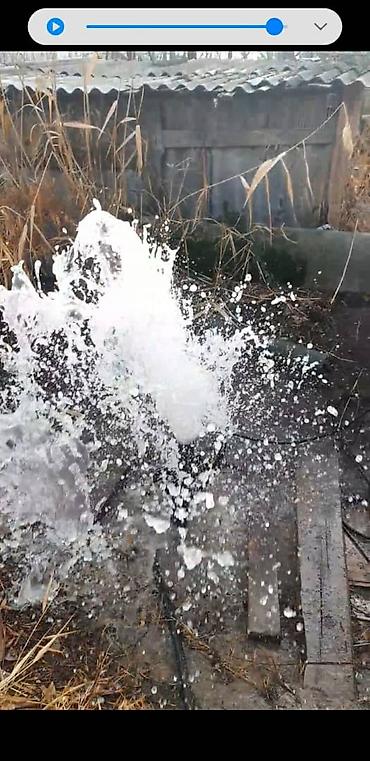 Другие услуги: Пробиваем вручную и бурим устанавливаем насосы проводим дом воду — 7