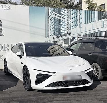 батарейка на гибрид: Hozon Neta S: 2023 г., 1.5 л, Вариатор, Гибрид, Лифтбек — 1