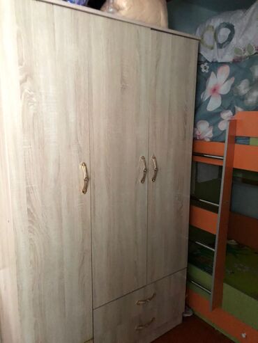 кресло кроват: Шкаф для одежды, Б/у, Прямой