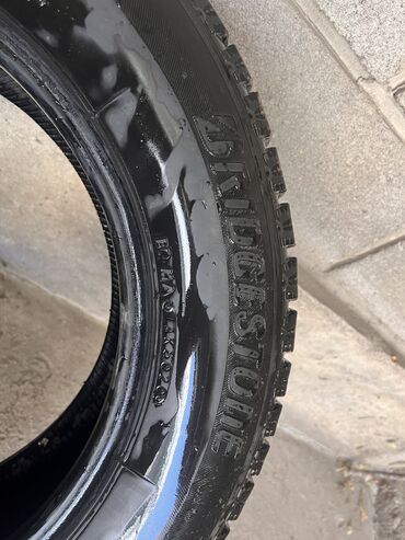 колёса на мотоблок: Шины 205 / 65 / R 16, Зима, Комплект, Япония, Bridgestone