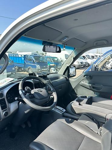 Транспорт: Kia Bongo (K2500/K2700) бортовой малотоннажный грузовик - Кабина — 4