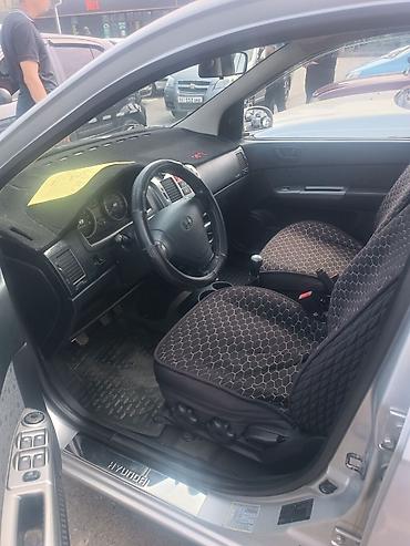 lada 9: Hyundai Getz: 2004 г., Механика, Хэтчбэк — 3