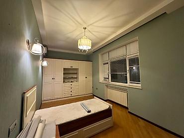 Kirayə mənzillər: İcarəyə verilir 3 otaqlı yeni tikili 120 m², Elmlər Akademiyası m — 9