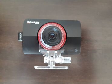 Videoreqistrator: Salam.arxa ve qabaq kamerlar(videoqeydiyyatci) birlikde