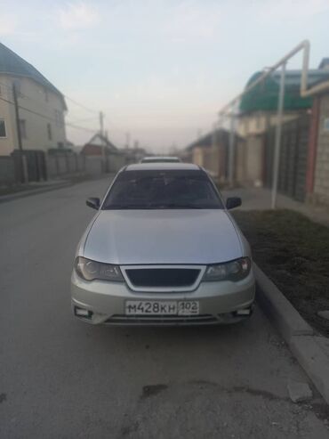 Daewoo: Daewoo Nexia: 2010 г., 1.5 л, Механика, Бензин, Седан