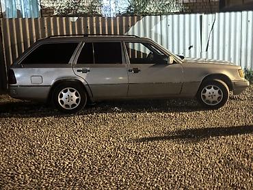 двери на 124: Mercedes-Benz W124: 1994 г., 2.2 л, Механика, Бензин, Универсал — 7