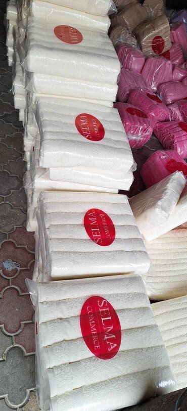 Peškiri: Peskiri pak 12kom 2850din 
kupaci peskiri pak 6kom 2850din
nova cena — 17