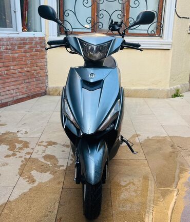 купить мопед бу: Elektrik skuter – şəhər daxili sürüş üçün ideal - Rəng: tünd