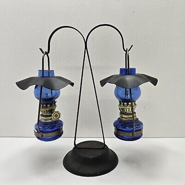 stol lampası: Miniatur vintaj lampalar. Hundurluyu 15 sm. 
Göy rəngdə