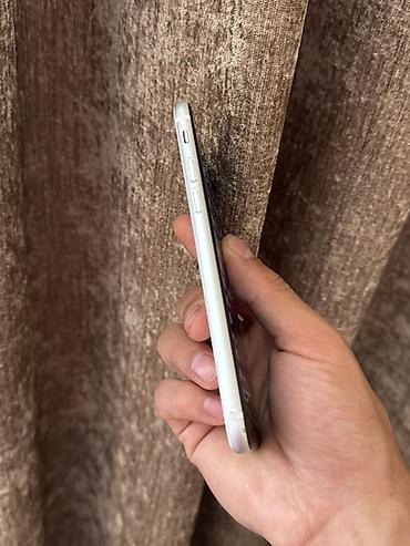 iphone 12 pri: IPhone SE 2020, Б/у, 128 ГБ, Белый, Чехол, 100 % — 4