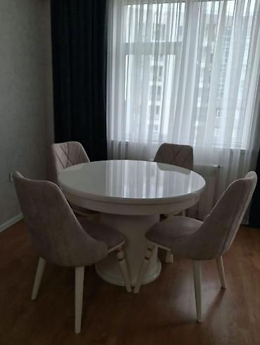 Oval Masa dəsti 300₼.Açılır. 4 oturcağı var.Ünvan