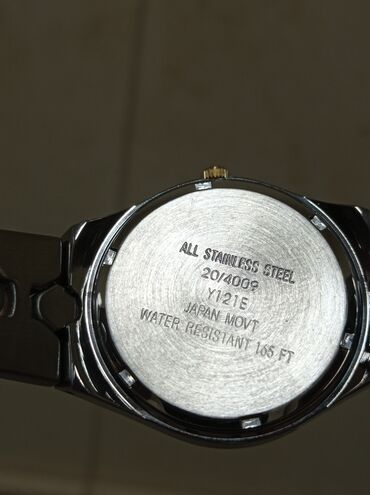 продаю наручные часы: Продаю отличные новые часы, куплены были в США. Новые в коробке, прошу