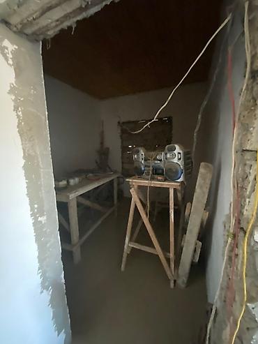 qarayev: Suraxanı 4 otaqlı, 2 kv. m, Kredit yoxdur, Orta təmir — 4