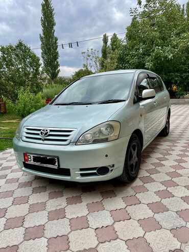 Toyota: Toyota Ipsum: 2001 г., 2.4 л, Автомат, Бензин, Минивэн