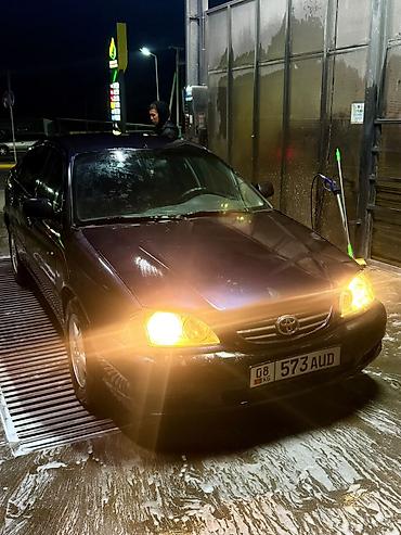 сотый крузак: Toyota Avensis: 2002 г., Механика, Дизель, Хэтчбэк — 2