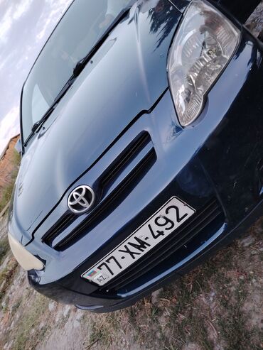 Toyota: Toyota Corolla: 1.4 l | 2005 il Hetçbek — 3