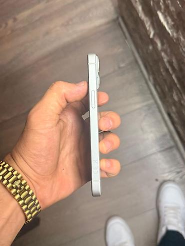 ayfon s: IPhone 14, 128 GB, Starlight, Face ID — 2
