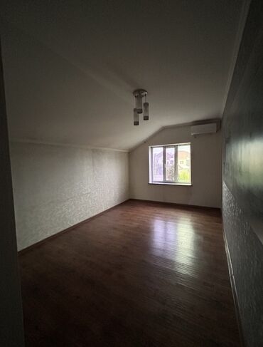 Долгосрочная аренда домов: 310 м², 9 комнат — 24