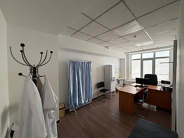 Аренда офисов: Сдается офисное помещение — 466 м² 📍 Адрес: г. Бишкек, ул. Усенбаева — 17