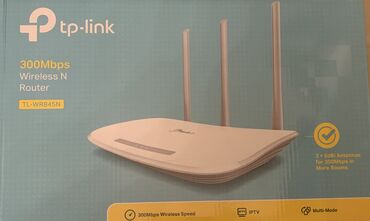 Modemlər və şəbəkə avadanlıqları: Tp-link wifi modem. 3 antenalı modemdir. 200kv evlərdə belə bütün