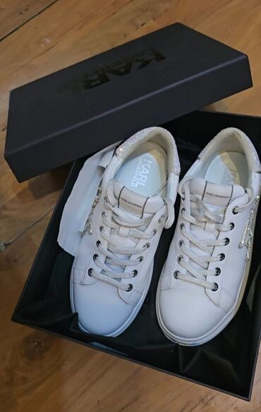 tommy hilfiger sneakers: Karl Lagerfeld, 39, color - White