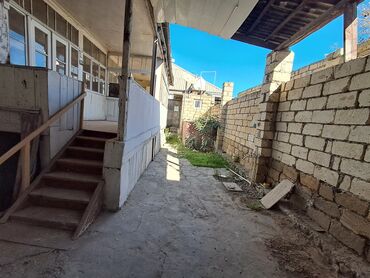 Həyət evləri və villaların satışı: 2 otaqlı, 1 kv. m, Kredit yoxdur, Orta təmir -da lalafo.az — 3 Həyət evləri və villaların satışı: 2 otaqlı, 1 kv. m, Kredit yoxdur, Orta təmir — 3